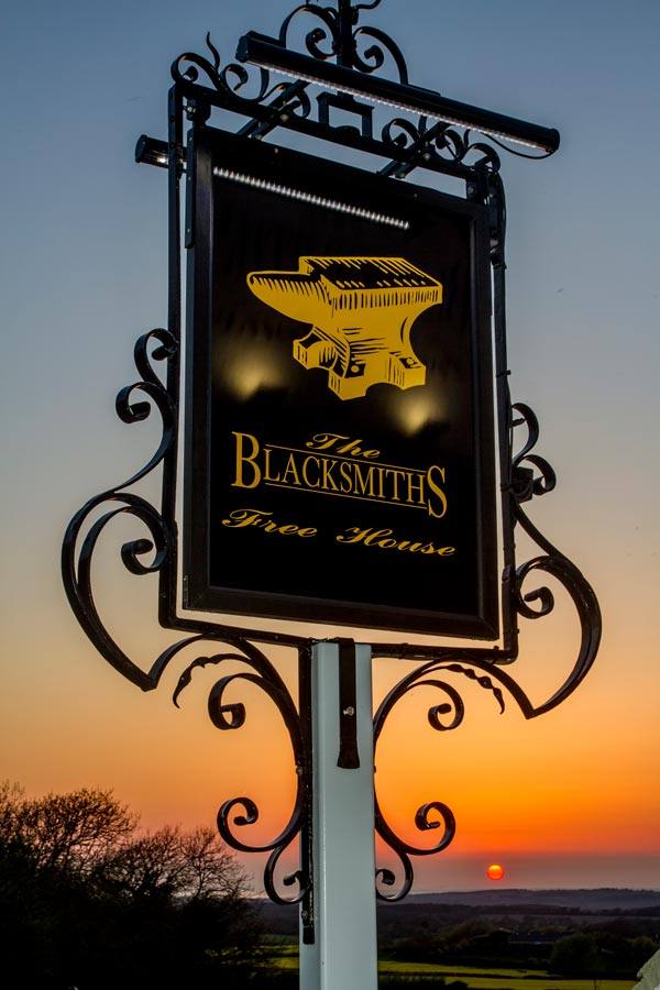 Mothers Day Special, Free to Enter Meal at the Blacksmiths IOW - Image 5